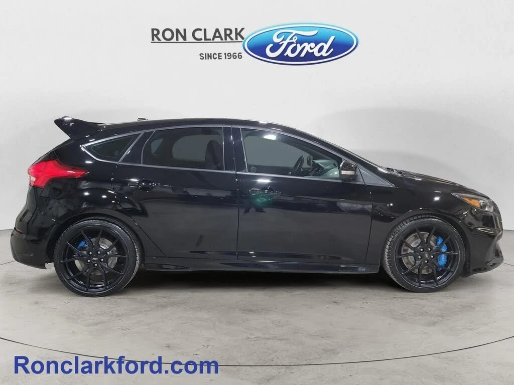 Ford Focus RS* Hatchback* AвтоКредит * (ЦЕНА ДО БГ), снимка 8 - Автомобили и джипове - 54429484