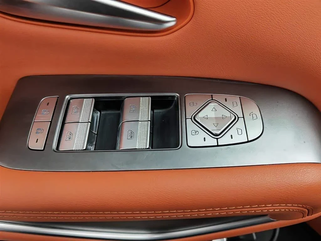 BYD Tang L AWD Flagship Model 600 km autogeorge.com, снимка 13 - Автомобили и джипове - 54554120