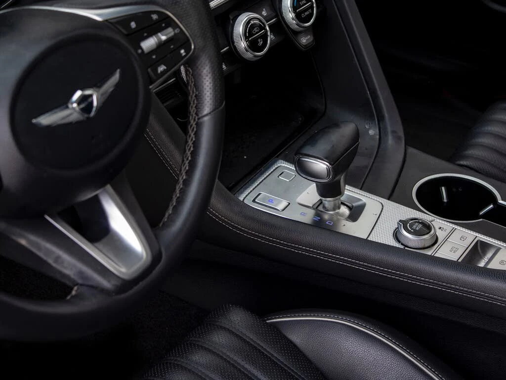 Genesis G70  2.0T Advanced AWD, снимка 10 - Автомобили и джипове - 54598600