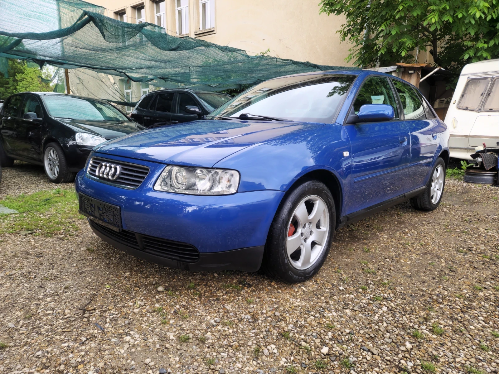 Audi A3 1.6 Безин