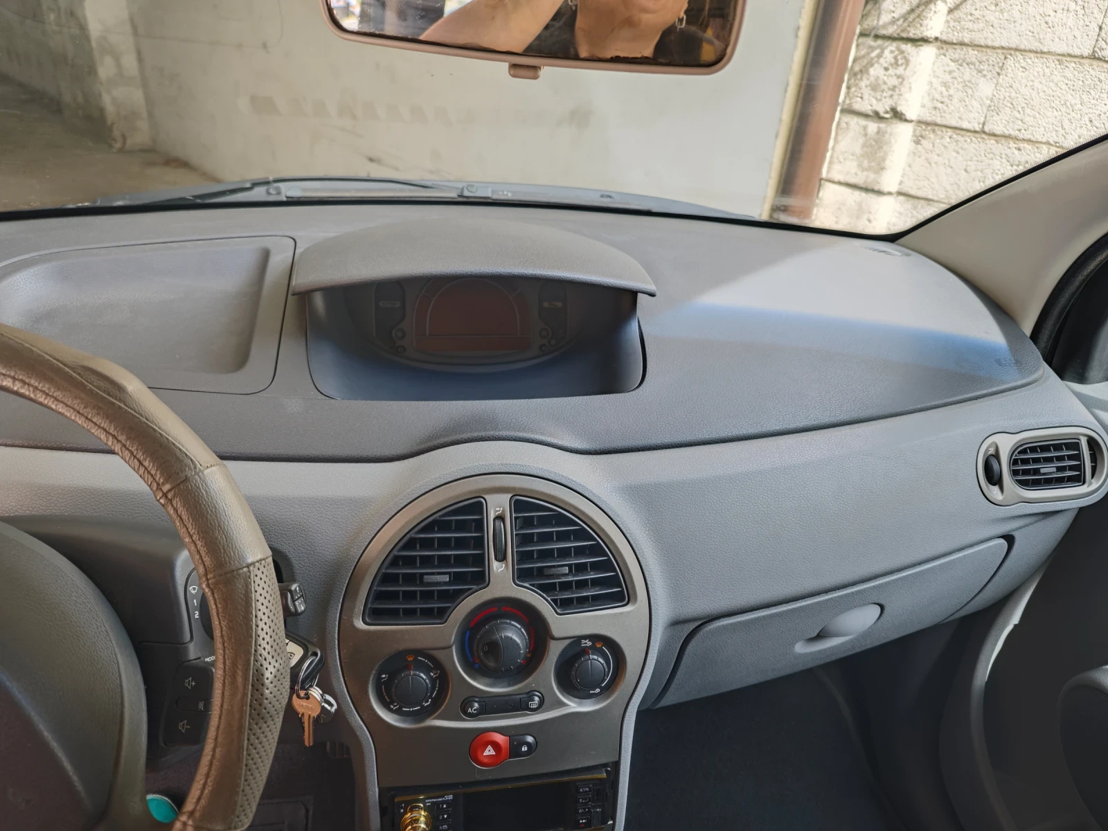 Renault Modus, снимка 3 - Автомобили и джипове - 54692320