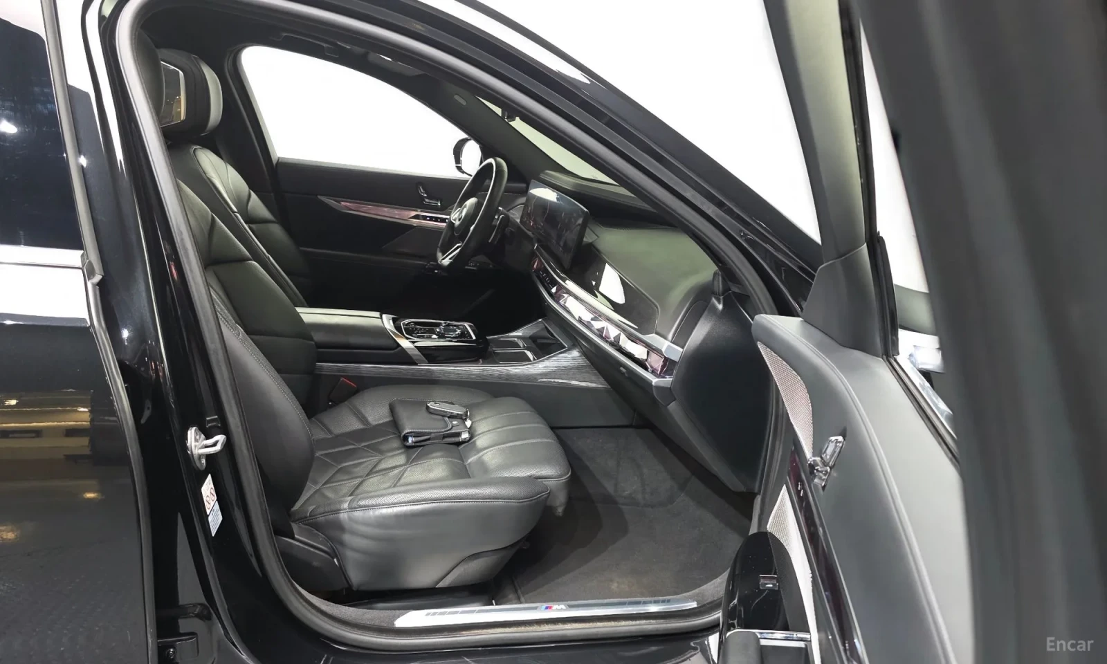 BMW 740 * * xDrive * * M-sport* * , снимка 12 - Автомобили и джипове - 55056420