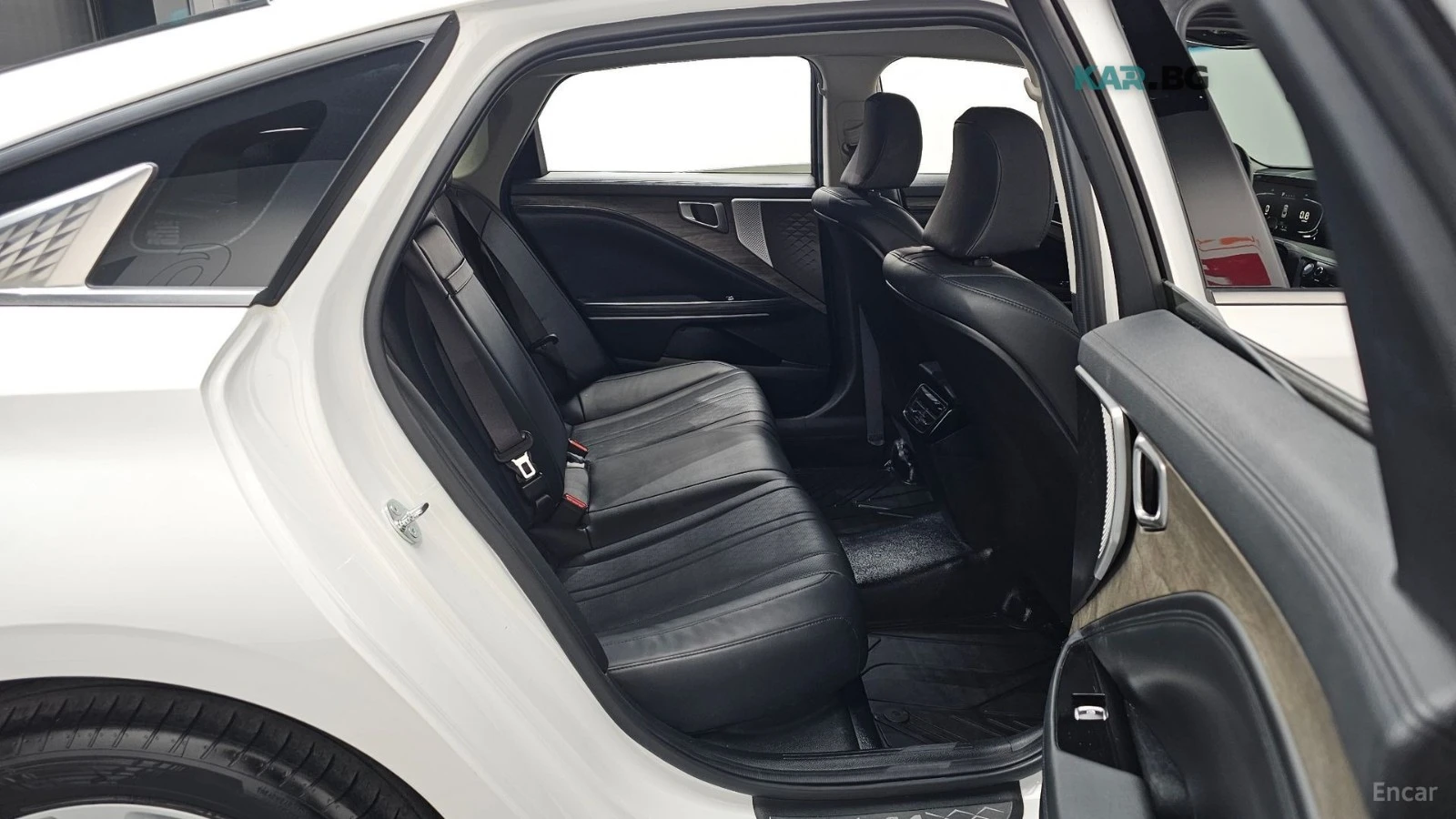 Kia K8 3.5* LPG* ПОДГРЕВ* КАМЕРА* KEYLESS* , снимка 10 - Автомобили и джипове - 55393768