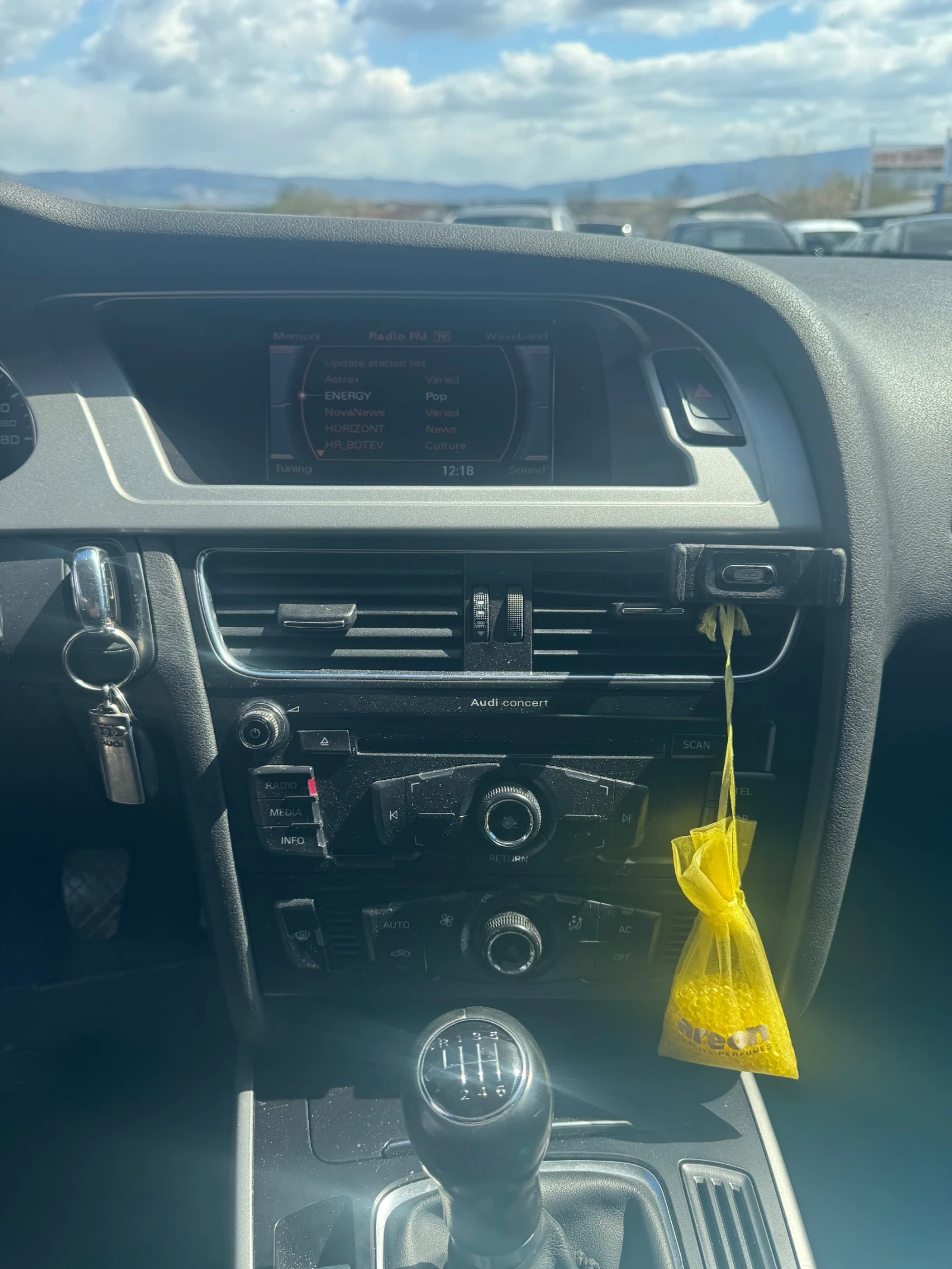 Audi A4, снимка 6 - Автомобили и джипове - 55564466