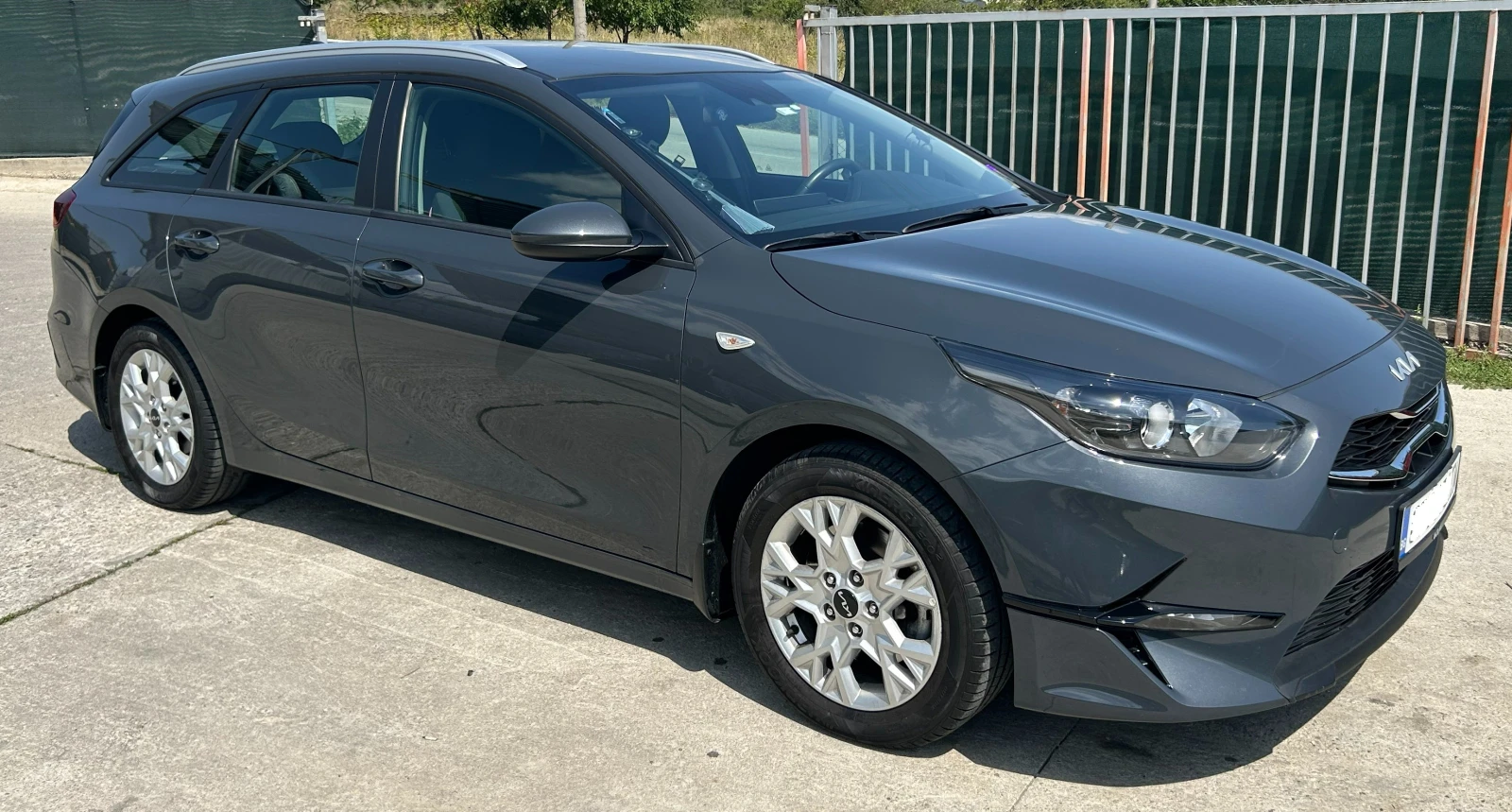 Kia Ceed SW 1.5 T-GDI Comfort, снимка 2 - Автомобили и джипове - 55897668