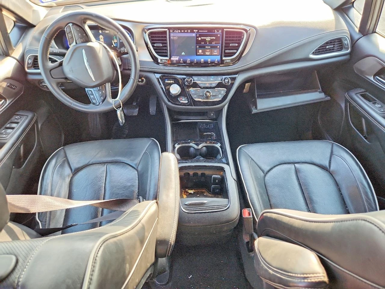 Chrysler Pacifica 3.6l Hybrid Limited, снимка 8 - Автомобили и джипове - 56663986