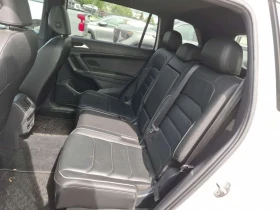 VW Tiguan HIGHLINE/R LINE/ПОДГРЕВ/ПАНО/CARFAX/ФИНАНСИРАНЕ, снимка 11