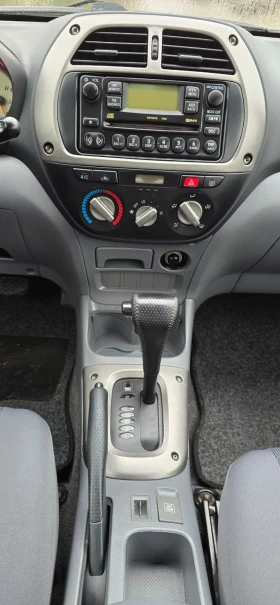 Toyota Rav4 2.0 vvti 150 к.с.4х4 Автомат . Лизинг !, снимка 7