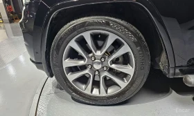 Jeep Grand cherokee 3.6 4x4 / OVERLAND / DISTRONIC / FACELIFT / ОБДУХ - 14300 € / 27968.37 лв. - 24653250 5