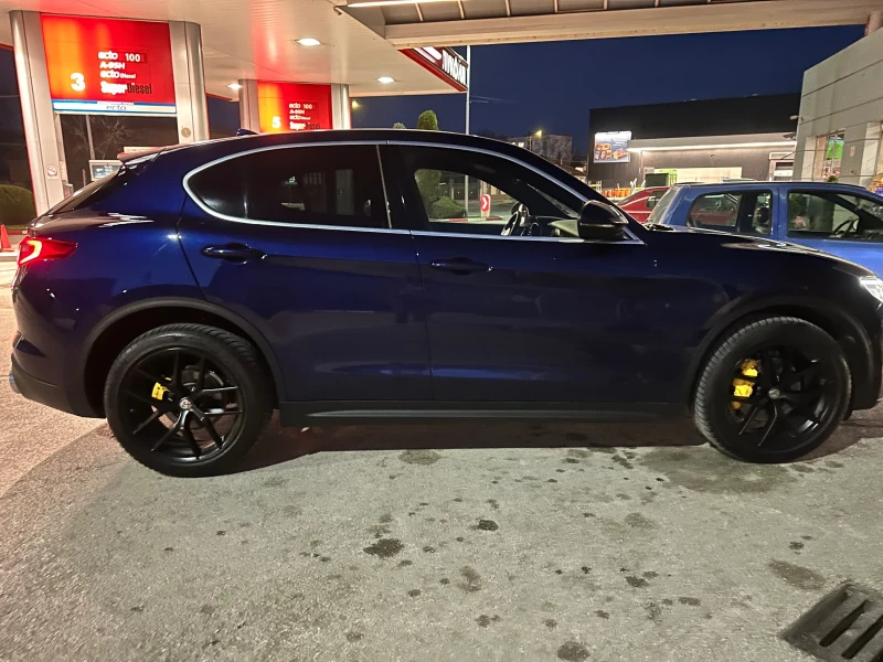 Alfa Romeo Stelvio Q4 2.2 JTD 210 H.P. F1 ZF8, снимка 5 - Автомобили и джипове - 47097480