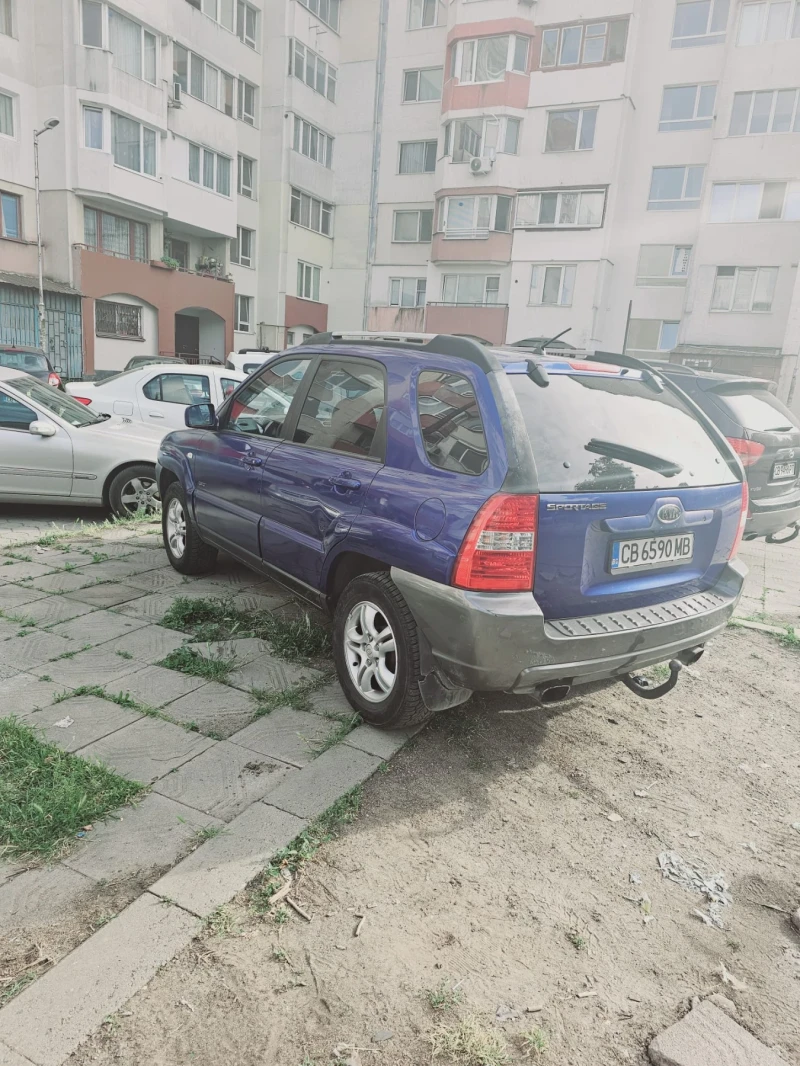 Kia Sportage, снимка 4 - Автомобили и джипове - 47858754