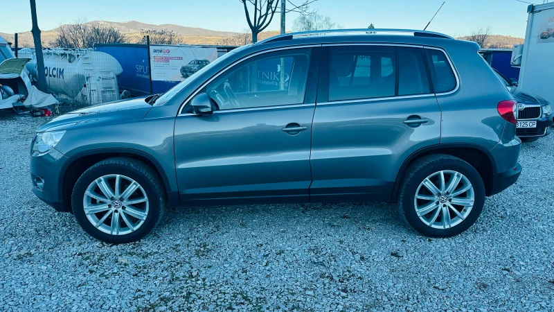 VW Tiguan 1.4tsi-4x4-нави, снимка 8 - Автомобили и джипове - 48519205