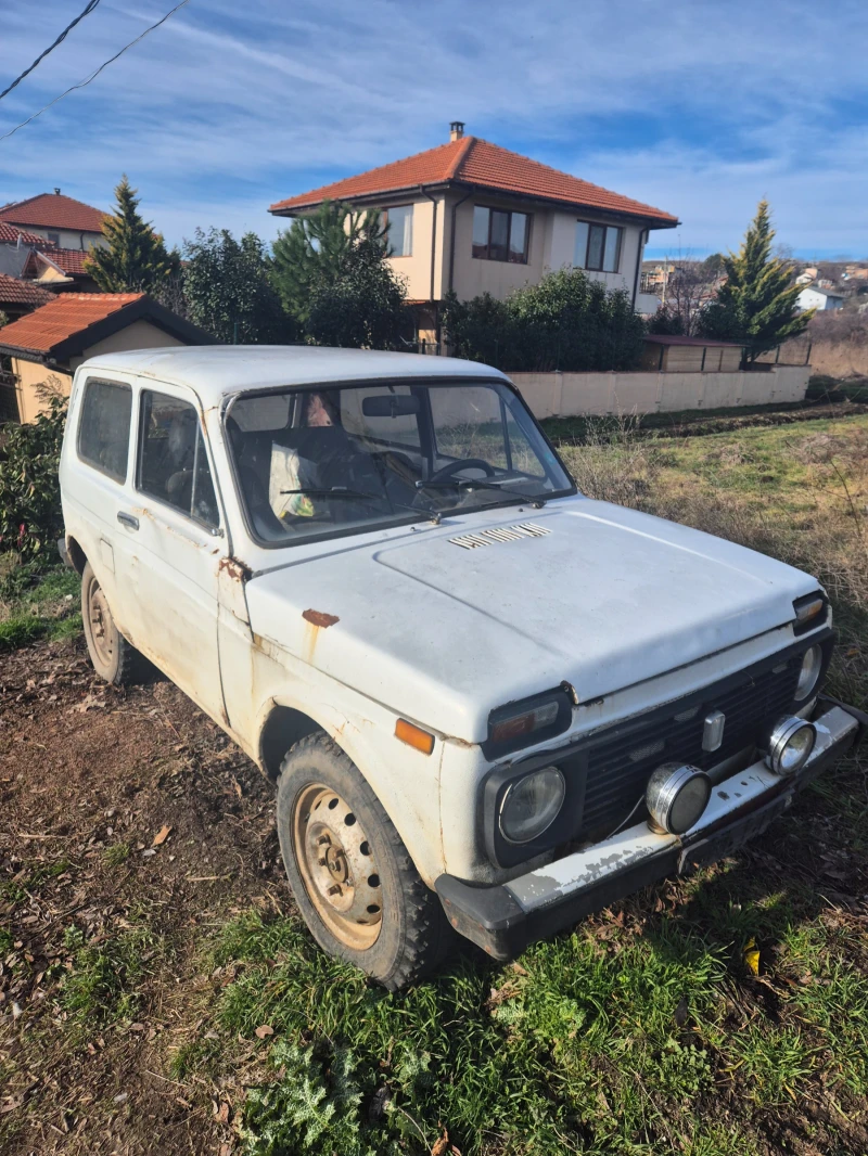 Lada Niva, снимка 10 - Автомобили и джипове - 48610589