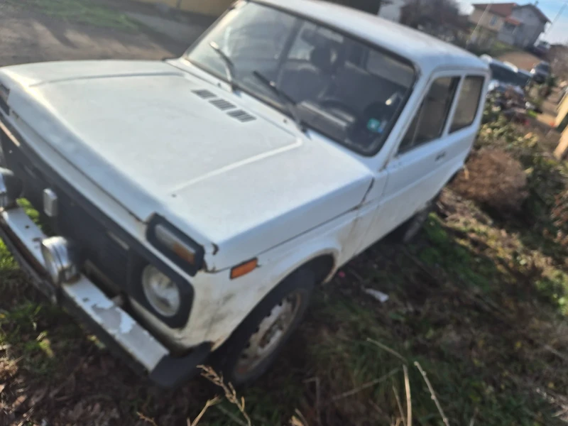 Lada Niva, снимка 8 - Автомобили и джипове - 48610589