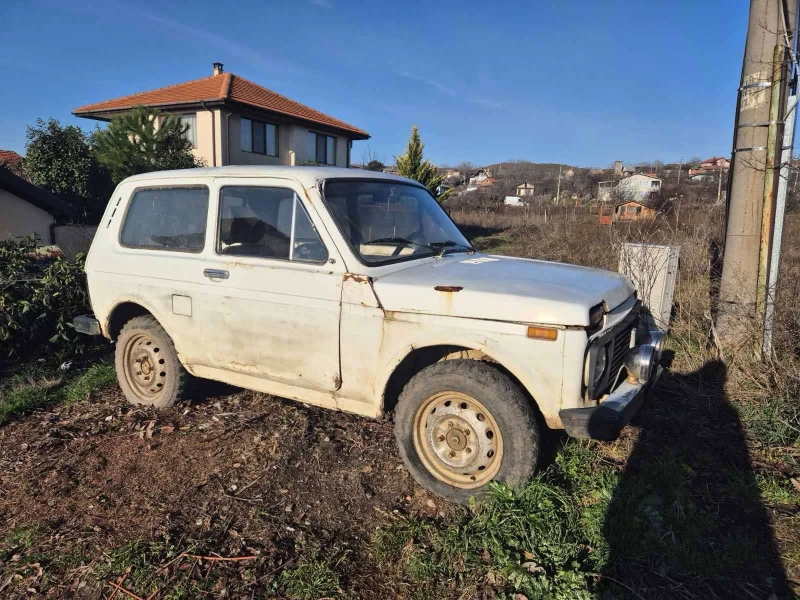 Lada Niva, снимка 4 - Автомобили и джипове - 48610589