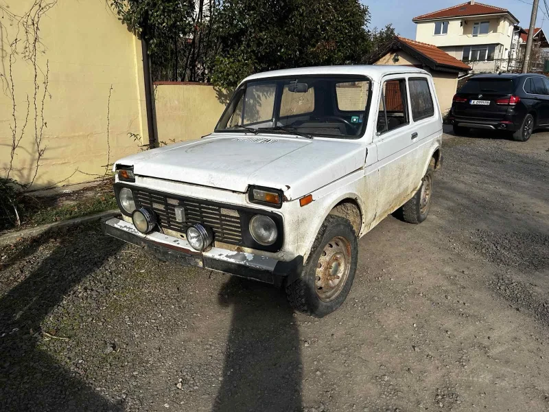 Lada Niva, снимка 1 - Автомобили и джипове - 48610589