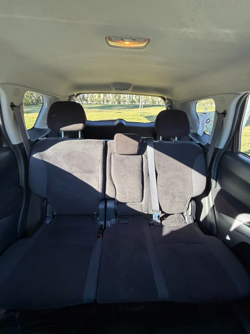 Mitsubishi Outlander, снимка 13 - Автомобили и джипове - 52928379