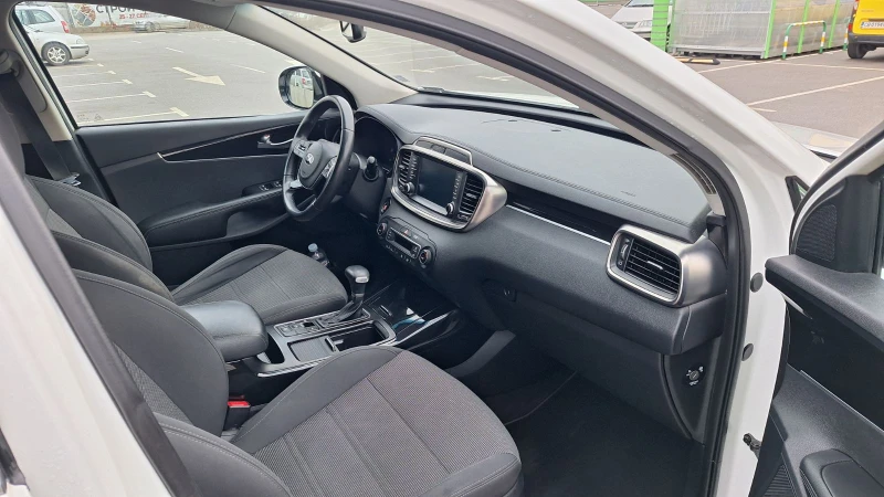 Kia Sorento 4x4 AWD, снимка 6 - Автомобили и джипове - 53378880