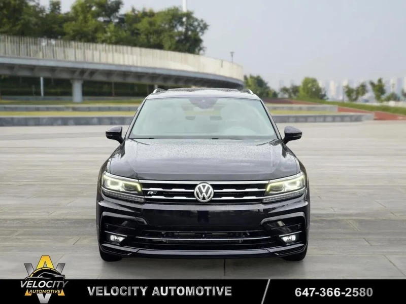 VW Tiguan SEL Premium R-Line* АвтоКредит* (ЦЕНА ДО БГ), снимка 8 - Автомобили и джипове - 53528438