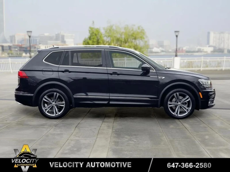 VW Tiguan SEL Premium R-Line* АвтоКредит* (ЦЕНА ДО БГ), снимка 6 - Автомобили и джипове - 53528438