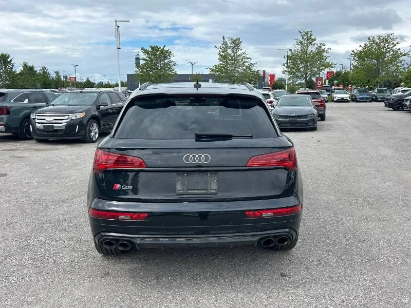 Audi SQ5 * Progressiv * ДЖАНТИ С ГУМИ * ДИСТРОНИК * 360 * C, снимка 4 - Автомобили и джипове - 55799360