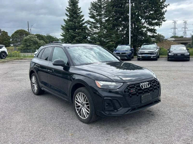 Audi SQ5 * Progressiv * ДЖАНТИ С ГУМИ * ДИСТРОНИК * 360 * C, снимка 3 - Автомобили и джипове - 55799360