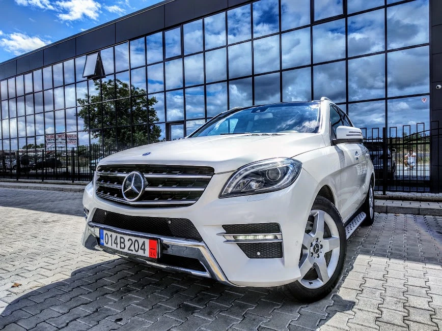 Mercedes-Benz ML 350 * AMG* PANORAMA* DISTRONIC* KEYLESS GO* MAX FULL - изображение 9