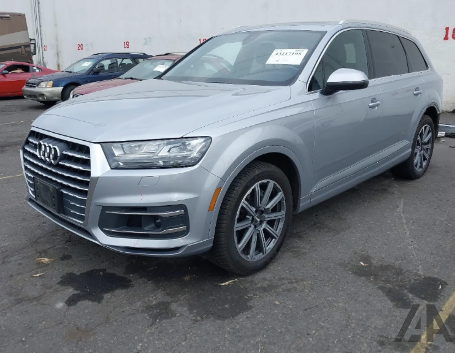 Audi Q7 3.0T* PREMIUM* CARFAX* АВТОЛИЗИГ - изображение 2