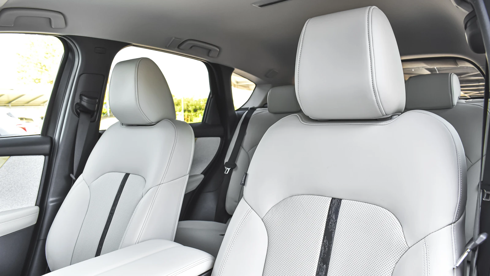 Mazda CX-60 2.5 e-SKYACTIV PHEV TAKUMI 4x4 Automatic - изображение 10