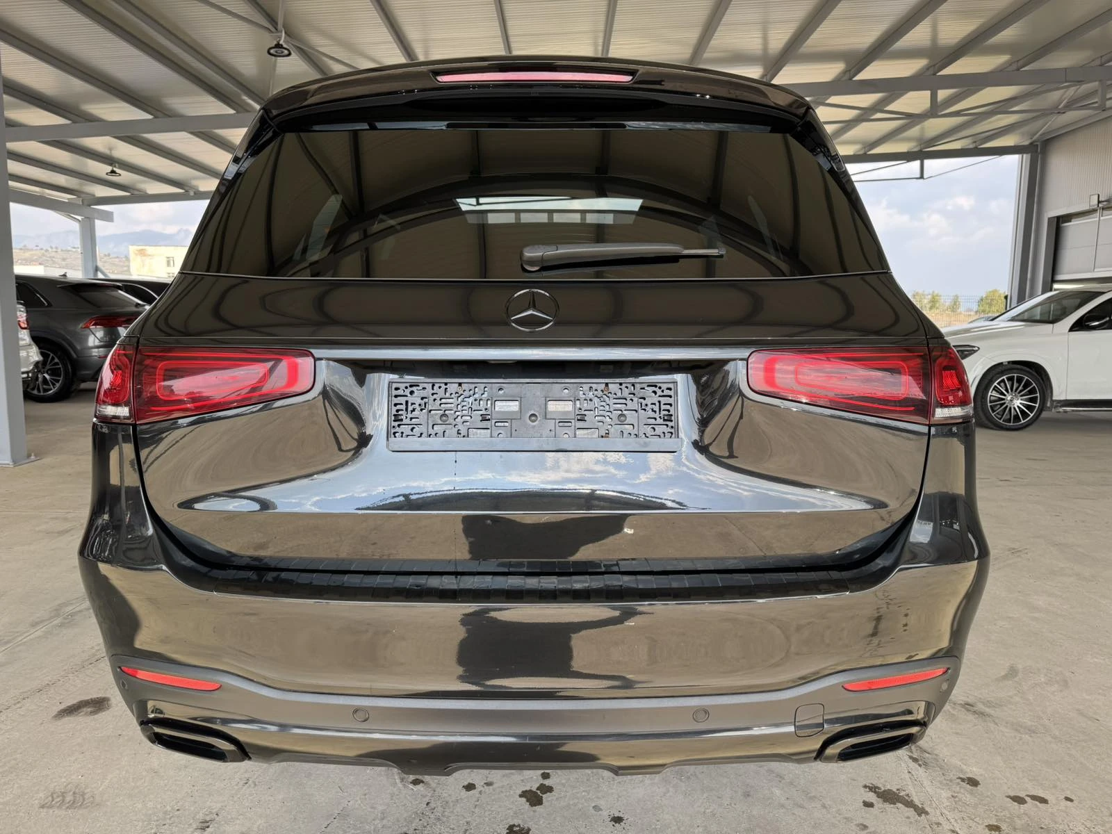 Mercedes-Benz GLS 400 d* 330ps* 4M* AMG Line* 3xTV* Night* Designo* FULL, снимка 4 - Автомобили и джипове - 53733687