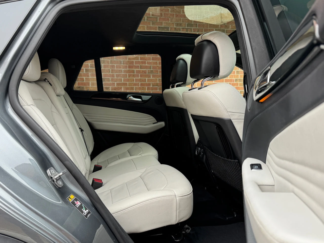 Mercedes-Benz GLE 43 AMG * АВТО КРЕДИТ* ЦЕНА ДО БГ * СЕРВИЗНА ИСТОРИЯ * , снимка 10 - Автомобили и джипове - 53814850