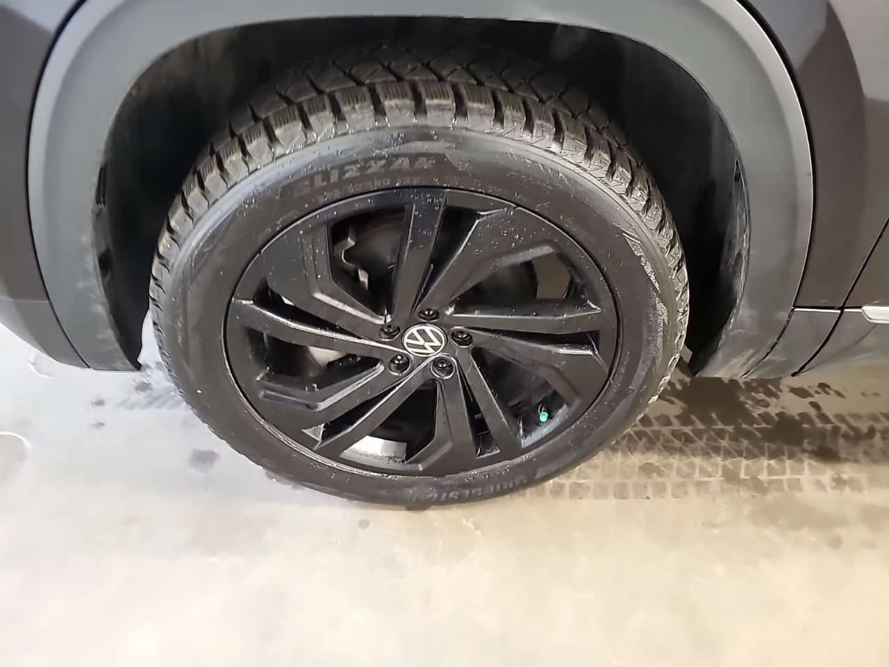 VW Atlas * Highline * CARFAX * БЕЗ ПЪРВОНАЧАЛНА ВНОСКА, снимка 7 - Автомобили и джипове - 53814473