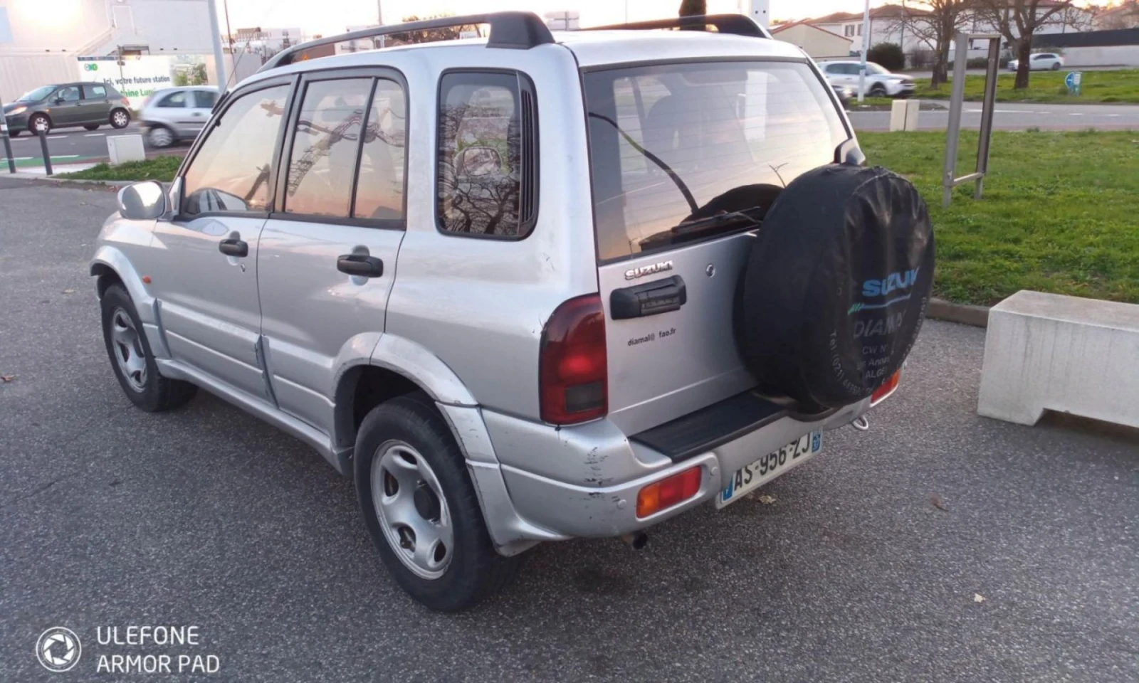 Suzuki Grand vitara 2.0 HDI фейс , снимка 7 - Автомобили и джипове - 53976280