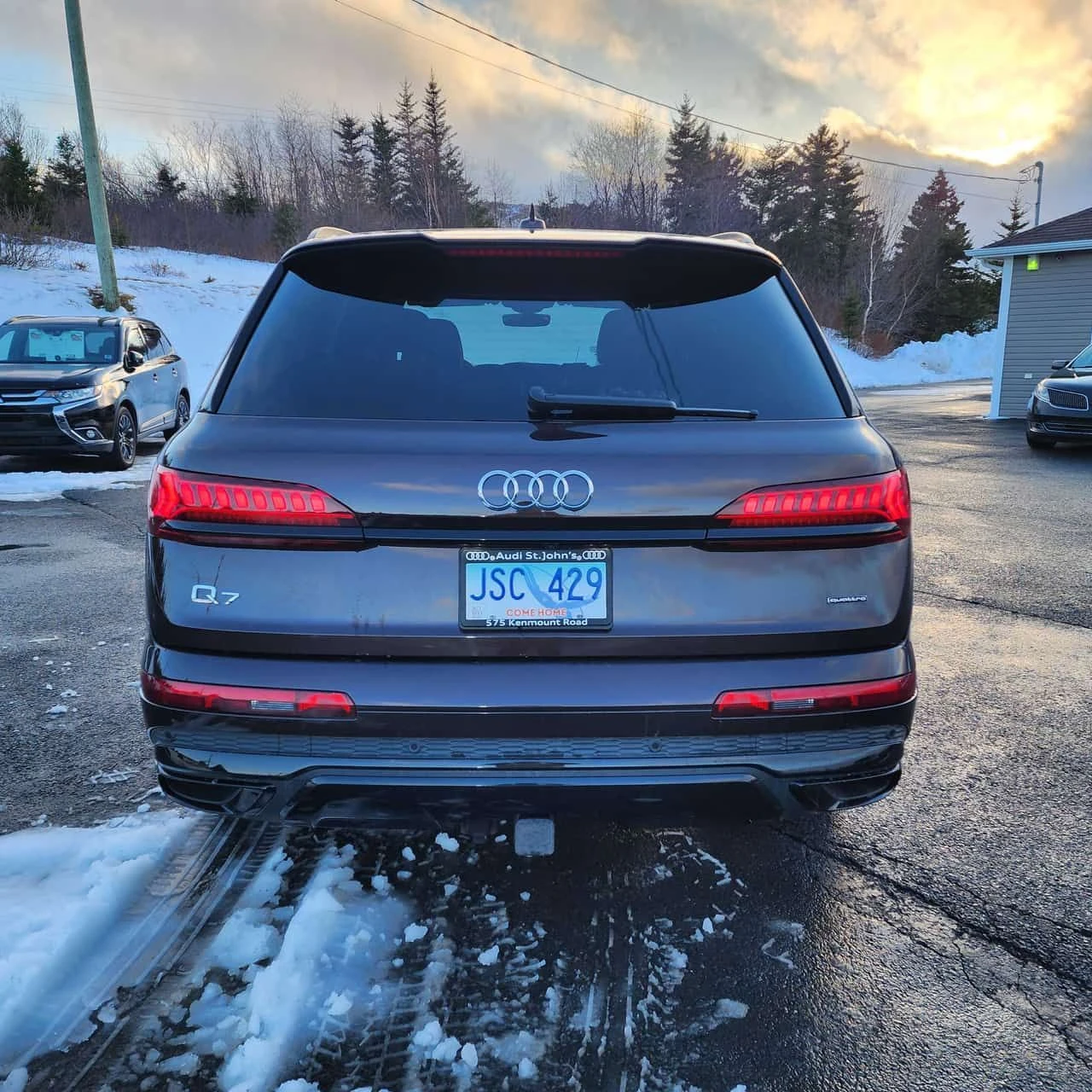 Audi Q7 * Progressiv * DISTRONIC* ОБДУХВАНЕ* ПАНОРАМА* , снимка 4 - Автомобили и джипове - 54215059