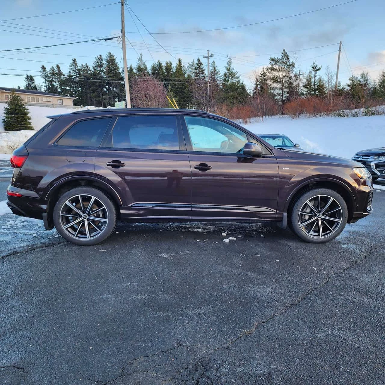 Audi Q7 * Progressiv * DISTRONIC* ОБДУХВАНЕ* ПАНОРАМА* , снимка 3 - Автомобили и джипове - 54215059