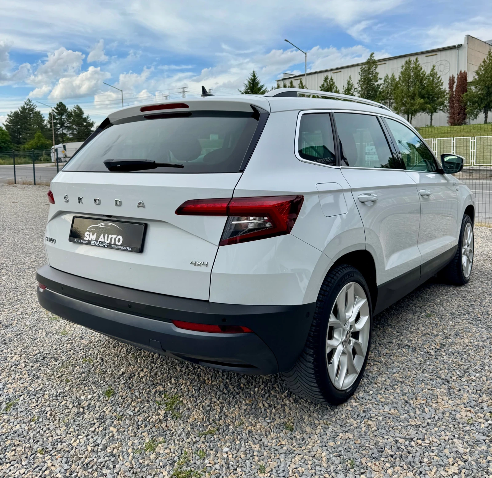 Skoda Karoq 2.0 150 4x4 Digital , снимка 3 - Автомобили и джипове - 54948207
