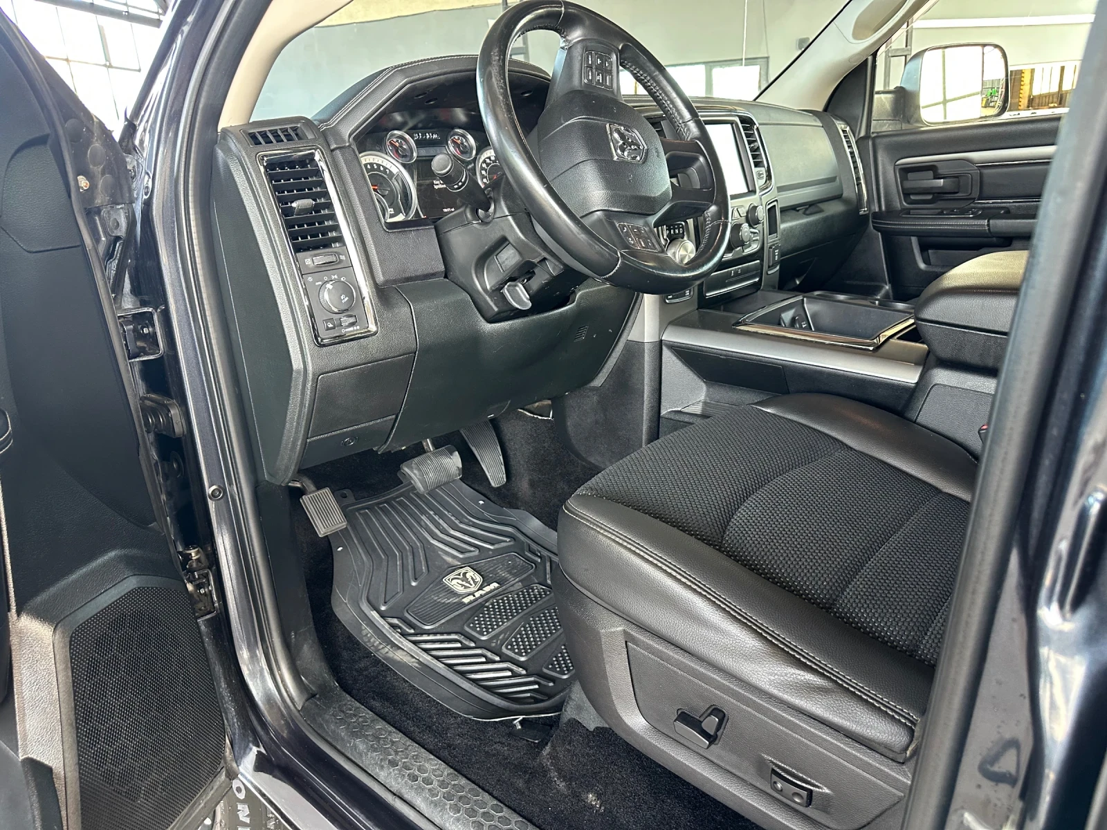 Dodge Ram Sport, снимка 9 - Автомобили и джипове - 55829424