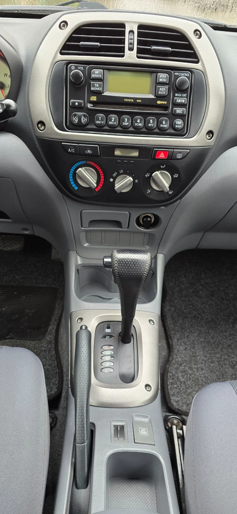 Toyota Rav4 2.0 vvti 150 к.с.4х4 Автомат . Лизинг !, снимка 7 - Автомобили и джипове - 56336548
