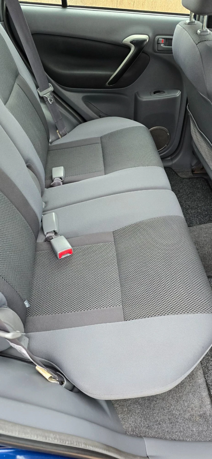 Toyota Rav4 2.0 vvti 150 к.с.4х4 Автомат . Лизинг !, снимка 6 - Автомобили и джипове - 56336548