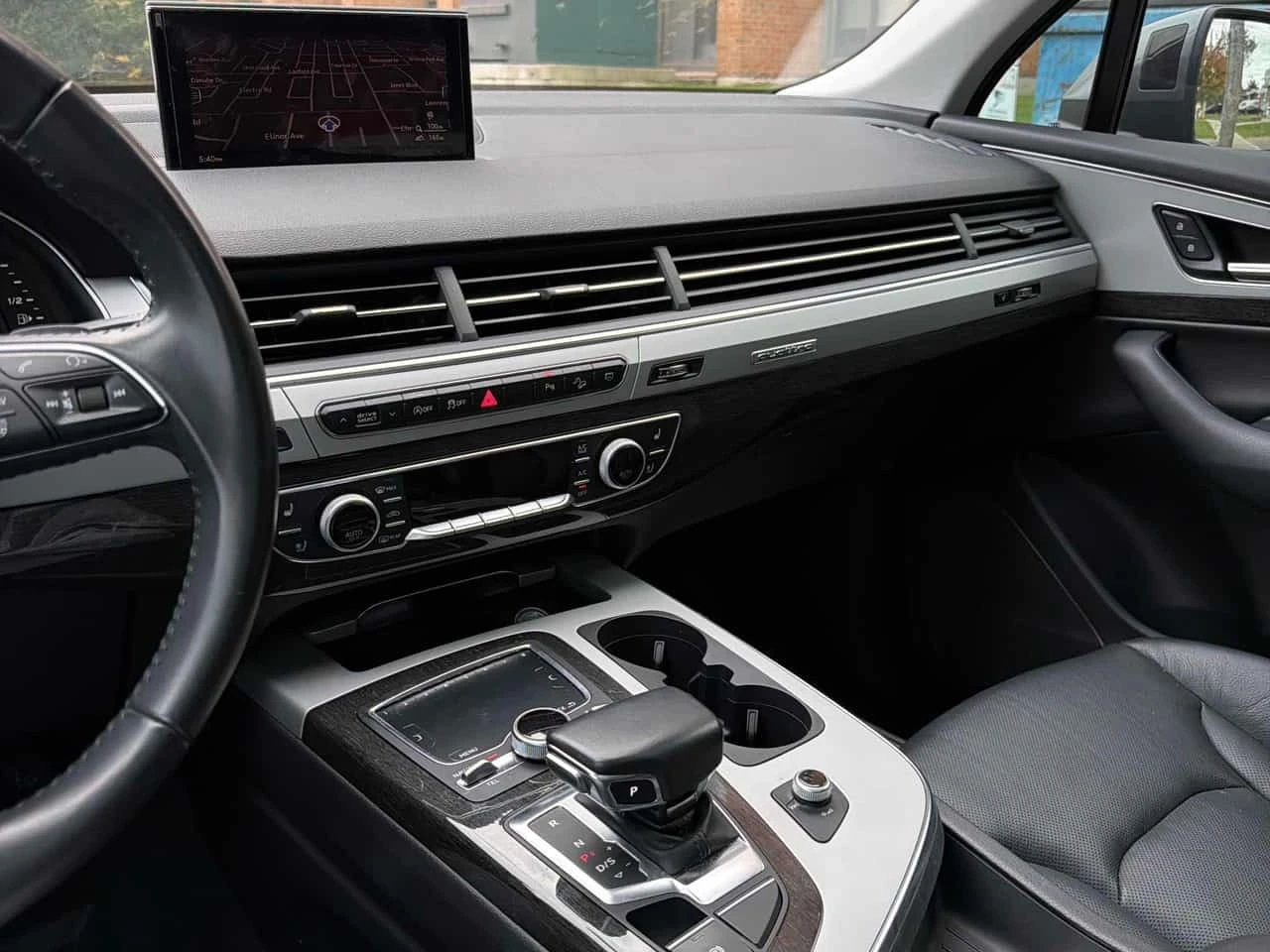 Audi Q7 * Progressiv * CARFAX * ЦЕНА ДО БГ, снимка 11 - Автомобили и джипове - 56532311