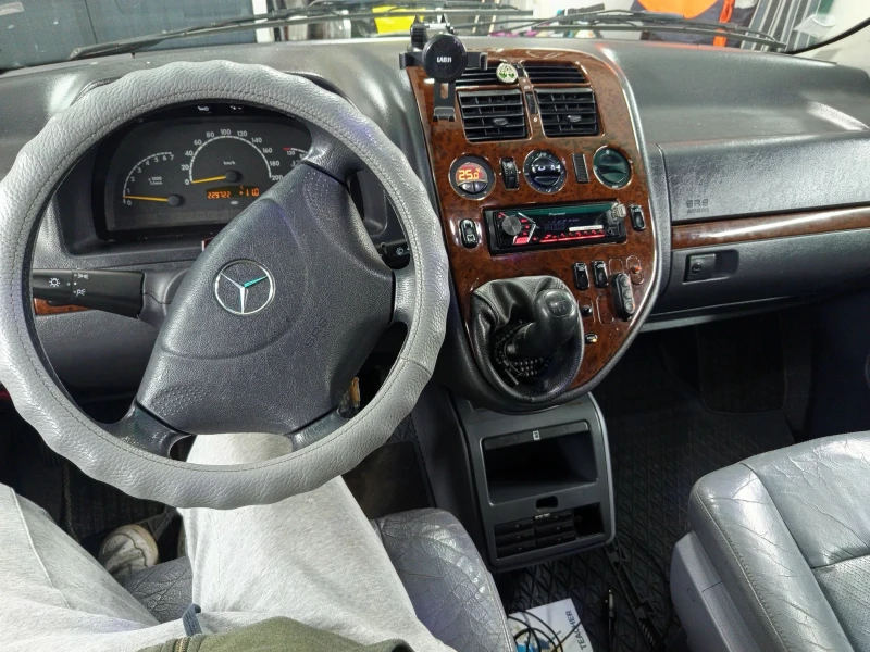 Mercedes-Benz Vito, снимка 12 - Бусове и автобуси - 49552932