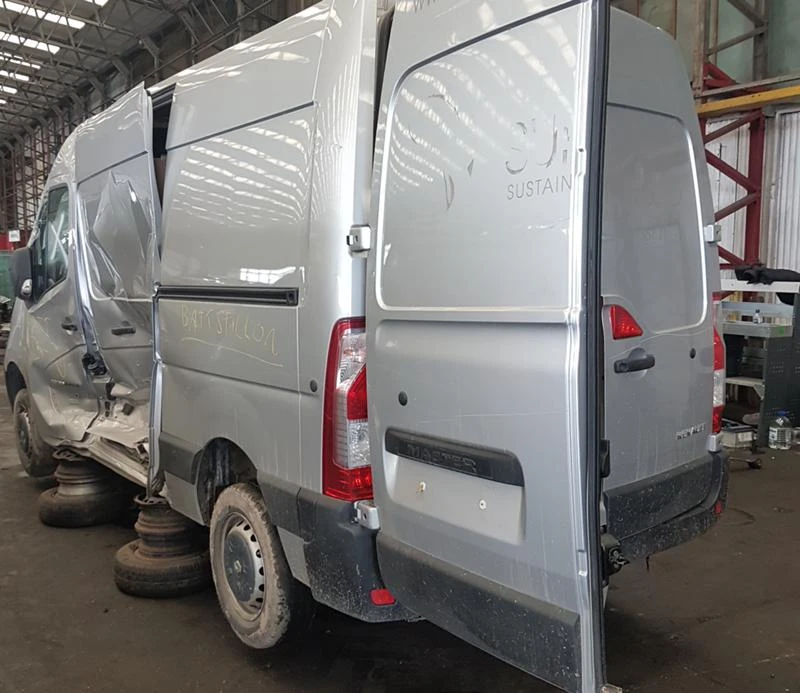 Renault Master 2.3ЧАСТИ НОВ, снимка 10 - Бусове и автобуси - 15405502