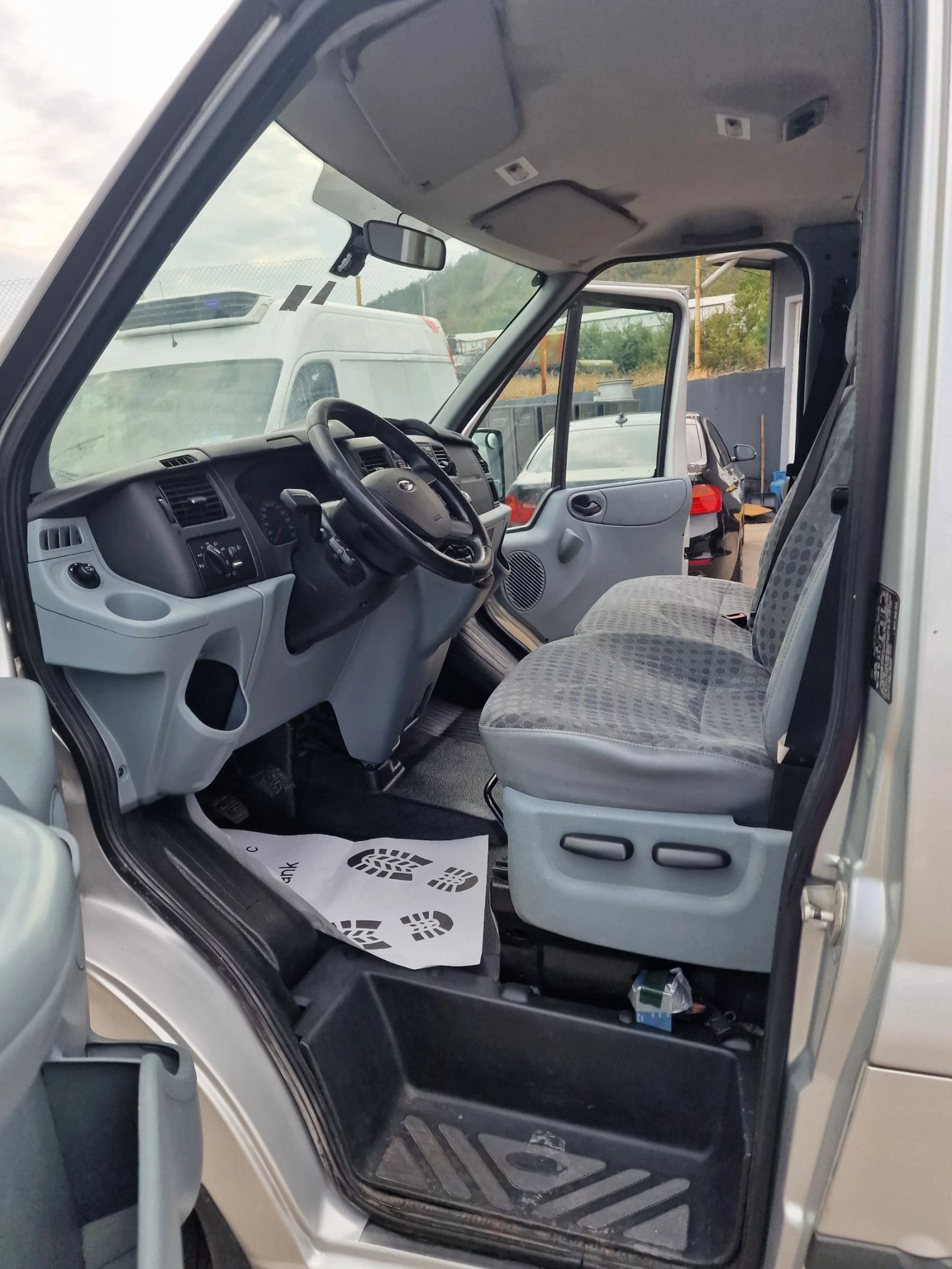 Ford Transit 2.2.2TDCI 9 МЕСТА КЛИМА  - изображение 8