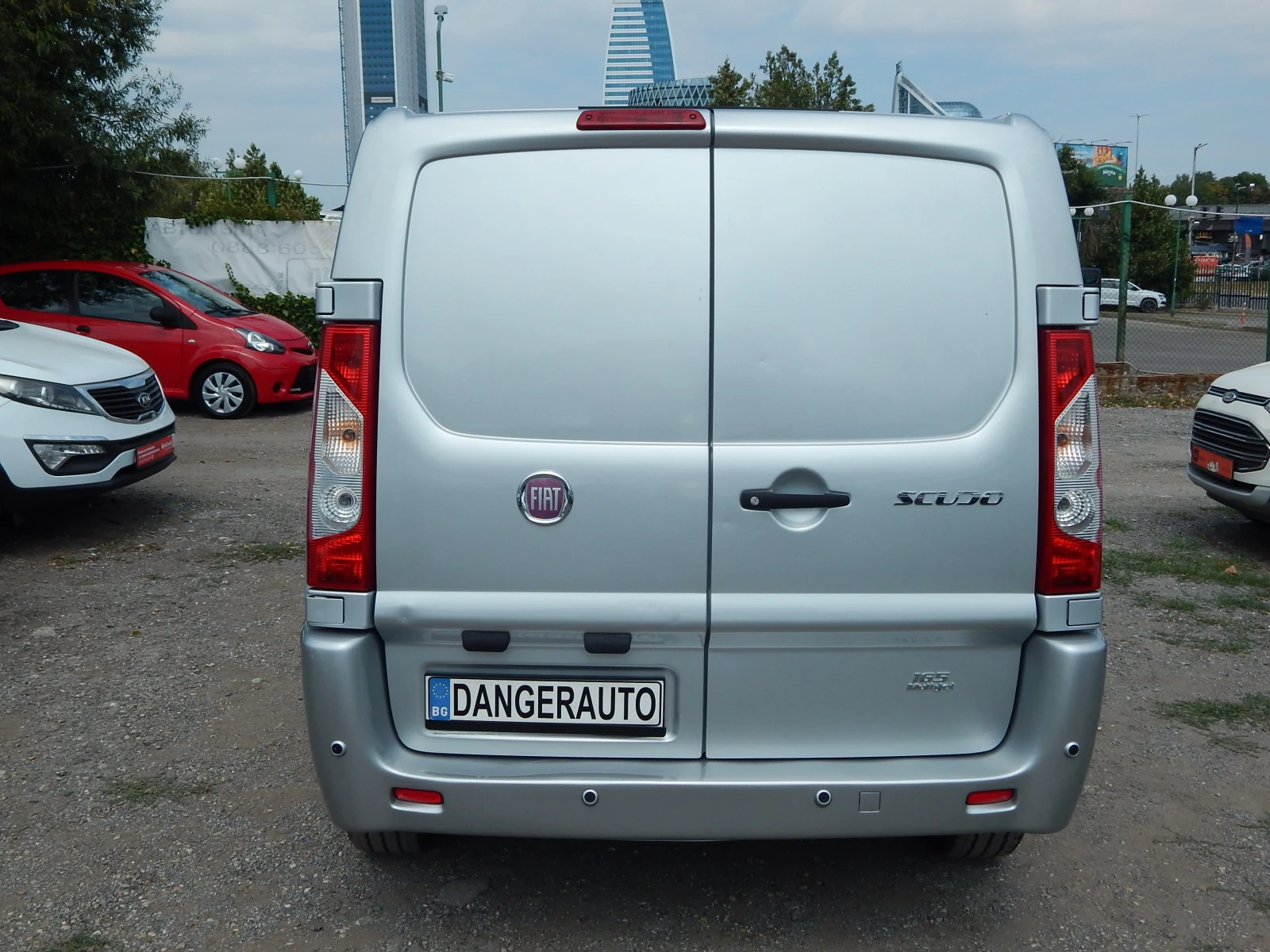 Fiat Scudo 2.0D* 165коня* 228000km.* , снимка 5 - Бусове и автобуси - 55650960
