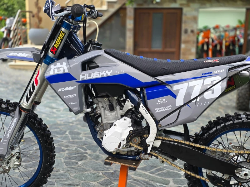 Husqvarna FC 250/СТАРТЕР/2 РЕЖИМА/ТРАКШЪН КОНТРОЛ/ ЛИЗИНГ, снимка 13 - Мотоциклети и мототехника - 51035949