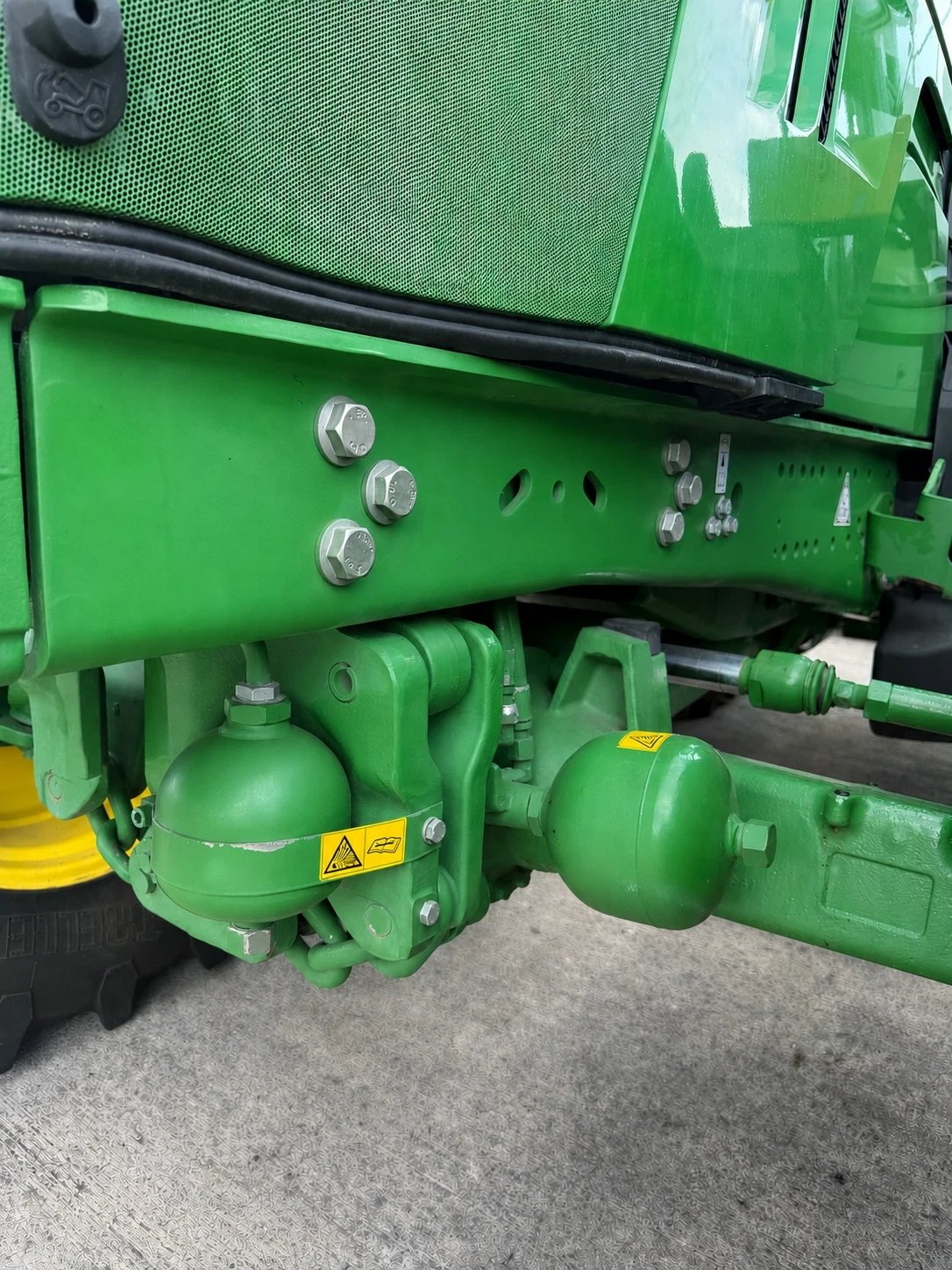 Трактор John Deere 6155M 3000мч. Като нов!, снимка 6 - Селскостопанска техника - 55754895