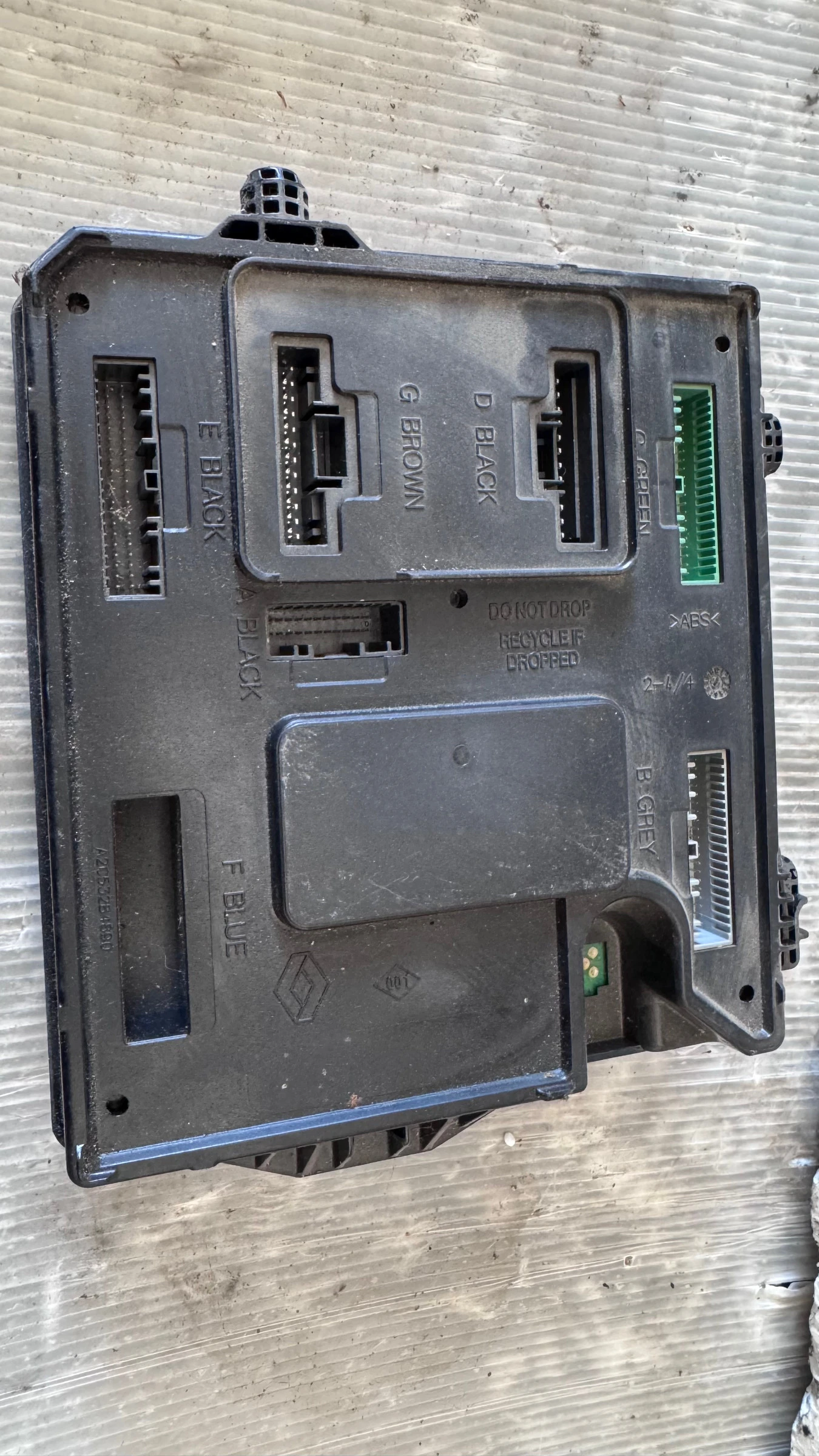 ��������� ����� (������� ����� BSI / BSM ) �� Renault Megane - 284B15778R / S180098101 | Mobile.bg � ����������� 1