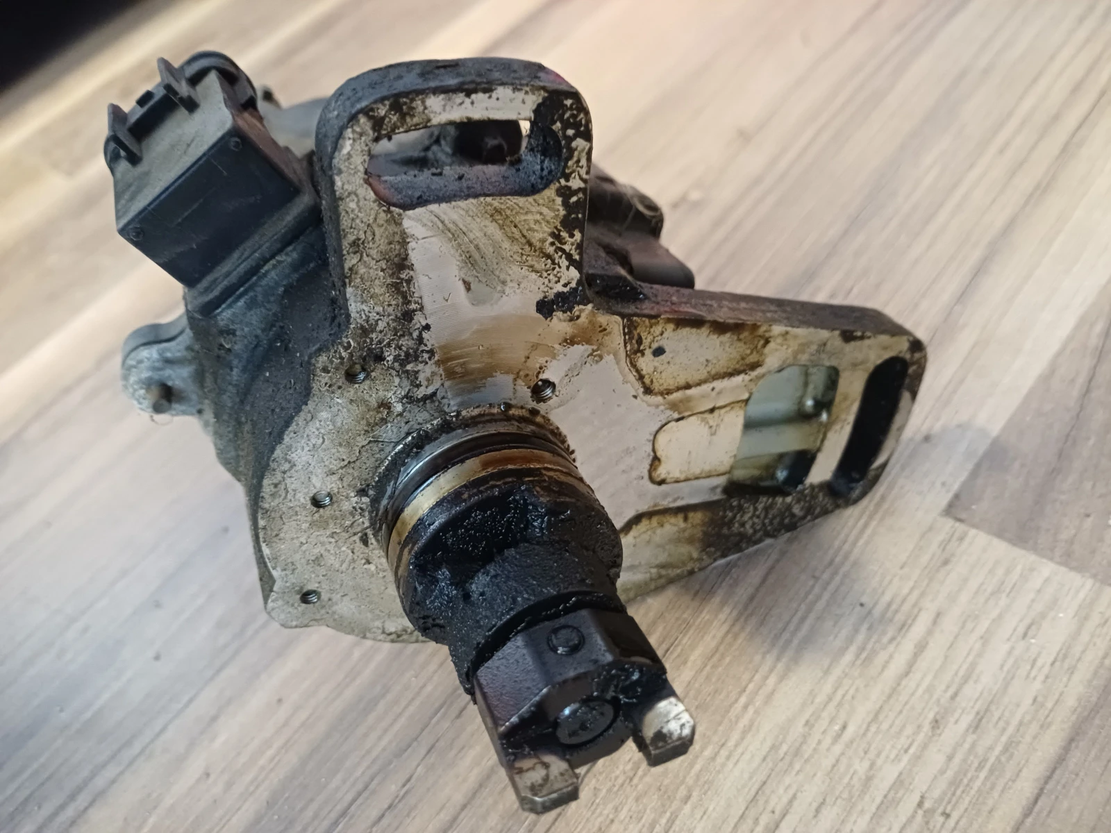     4 2.0 129.. 1996. | Mobile.bg   5