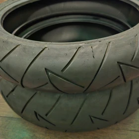 Гуми, снимка 4