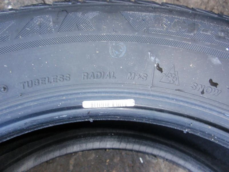 Гуми Всесезонни 215/60R17, снимка 7 - Гуми и джанти - 7499938